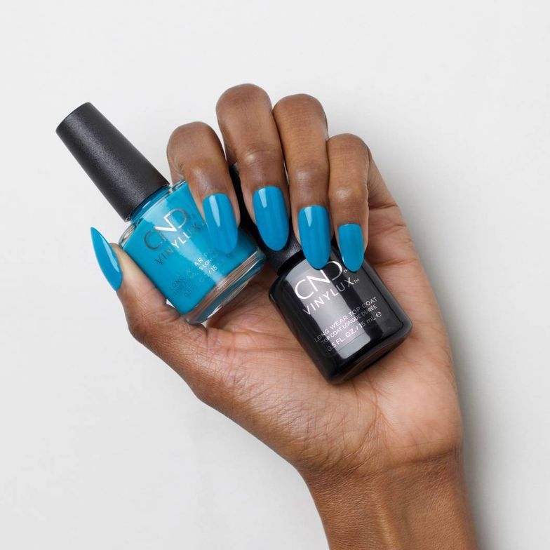 High-quality polish system with no base coat required. Polish infused with vitamin E, keratin & jojoba oil.