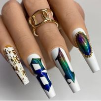 Red Iguana Introduces Complete Nail Line