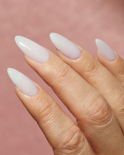 BIAB in shade "Bella"