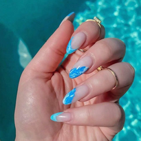 Trending: Ocean Nails