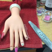 Calling All (Student) Nail Bloggers!