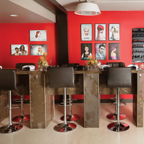 Standing Nail Bar Takes Care of Techs' Health