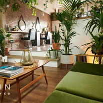 Salon Pros Can Be Both Eco-Friendly and Hyper-Creative Without Compromise